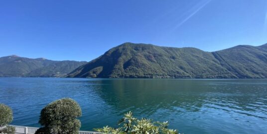 Villa con vista lago, Valsolda