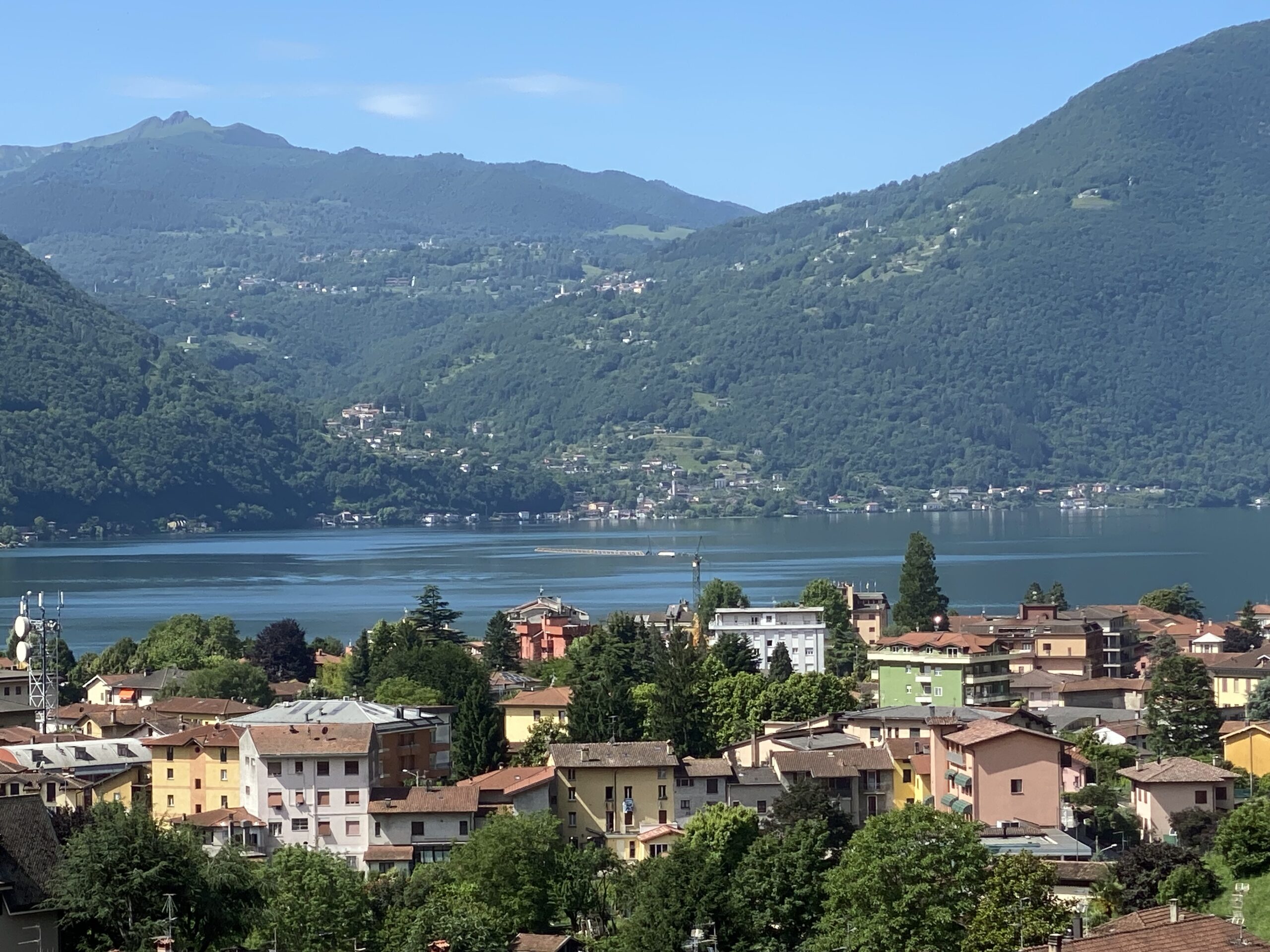 Porlezza, Lago di Lugano – Luminoso appartamento con vista lago