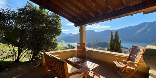Meravigliosa Villa in posizione panoramica e soleggiata