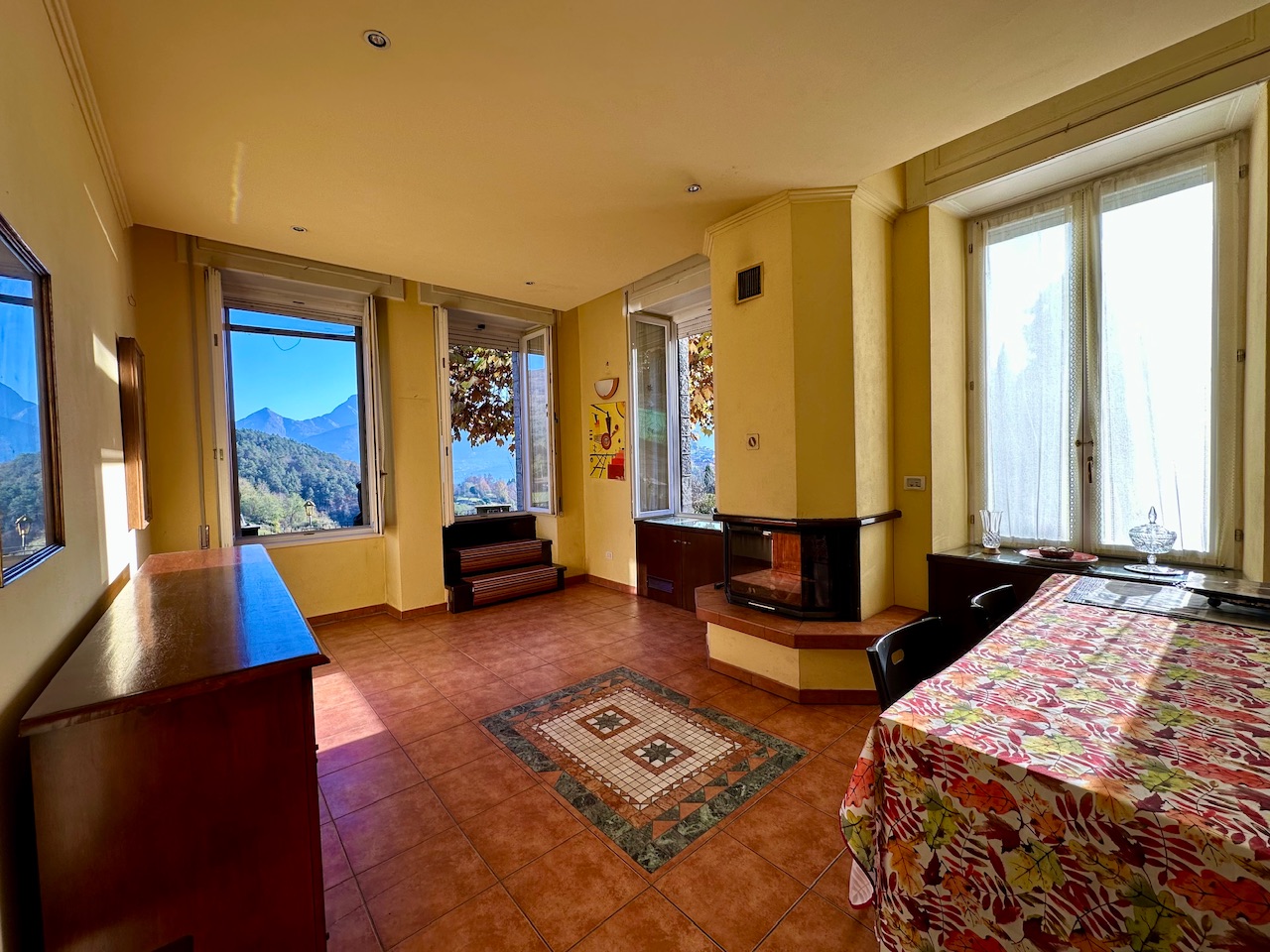 Ampio quadrilocale di 128 mq con giardino privato