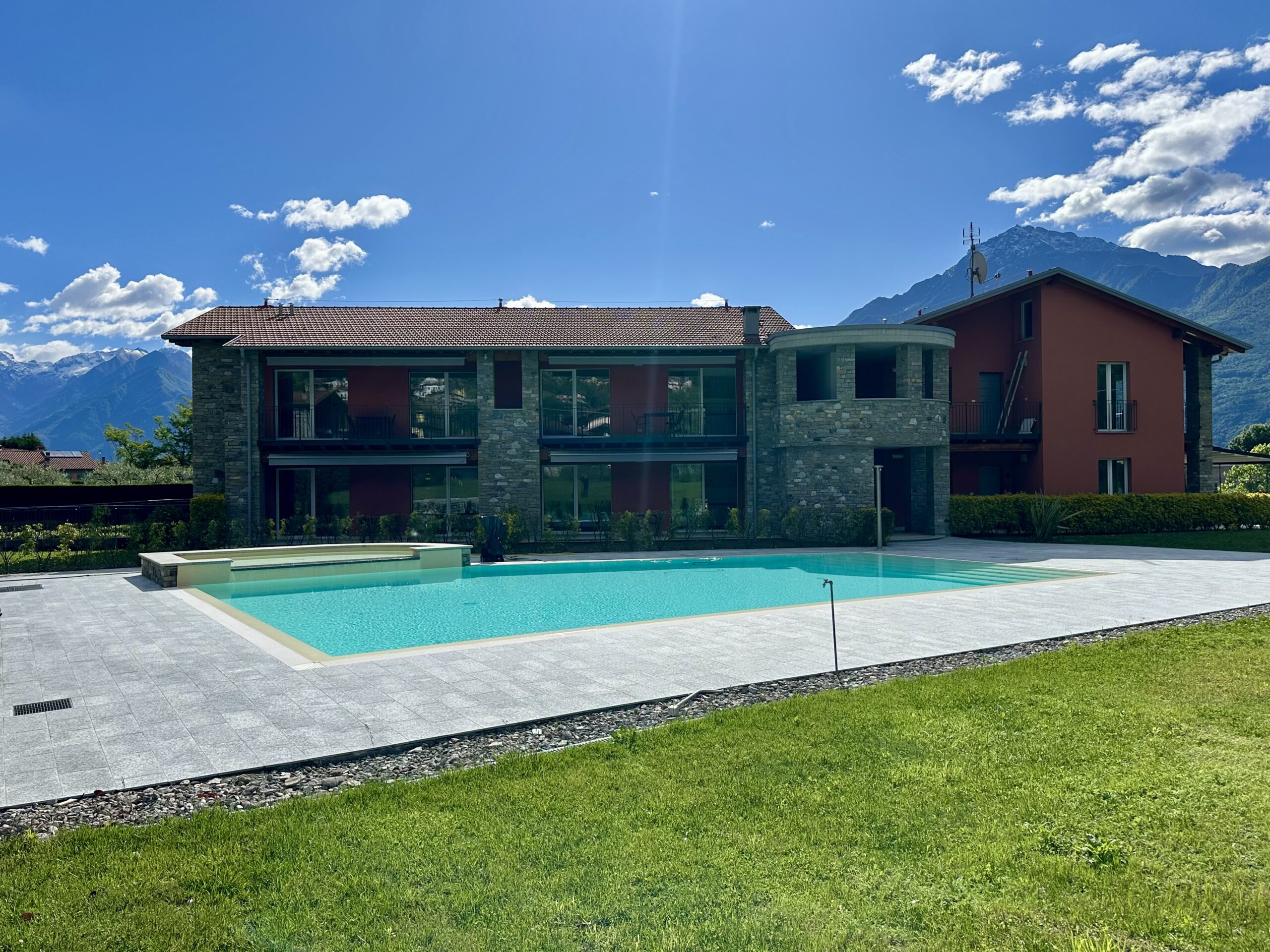 Lago di Como – Gravedona ed Uniti