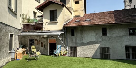 Menaggio – Appartamento in centro con ampia zona esterna privata