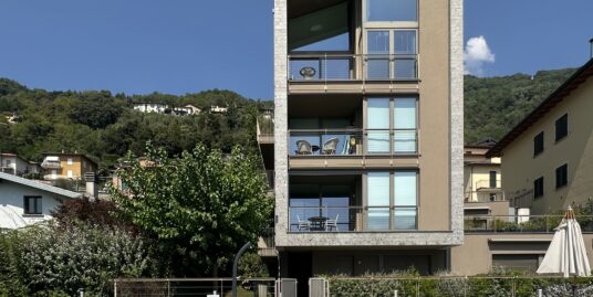Lago di Como – San Siro – Moderno appartamento fronte lago con terrazza panoramica